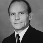 Петров Валентин Павлович